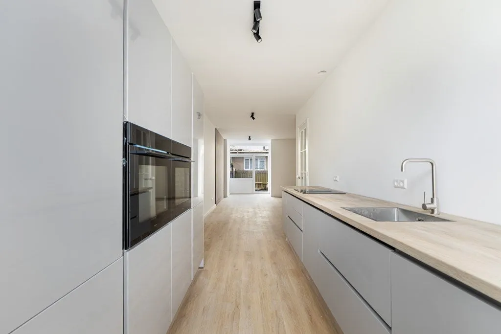 3-toaline korter asukohas Rotterdam