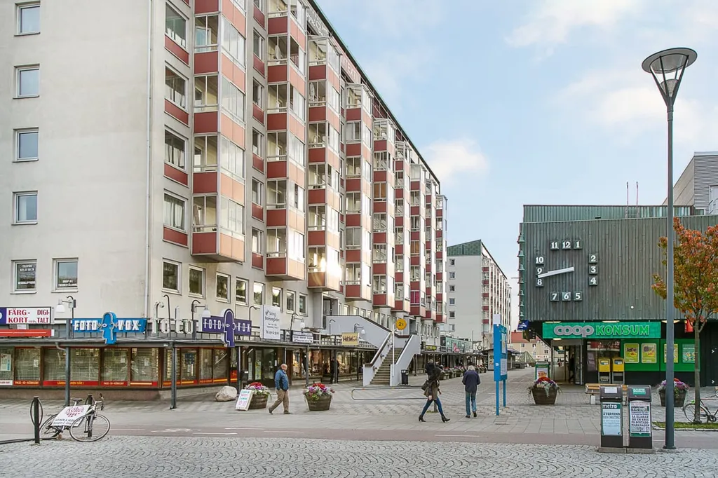 Välivaade - Modernised 1.5-Bedroom Flat with West-Facing Balcony in Göteborg
