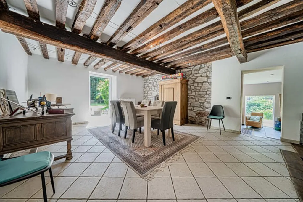 Sala da pranzo - Historic House with Garden in Olne