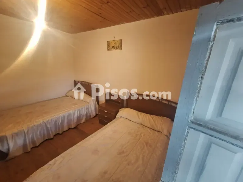 Maison 2 chambres à ES