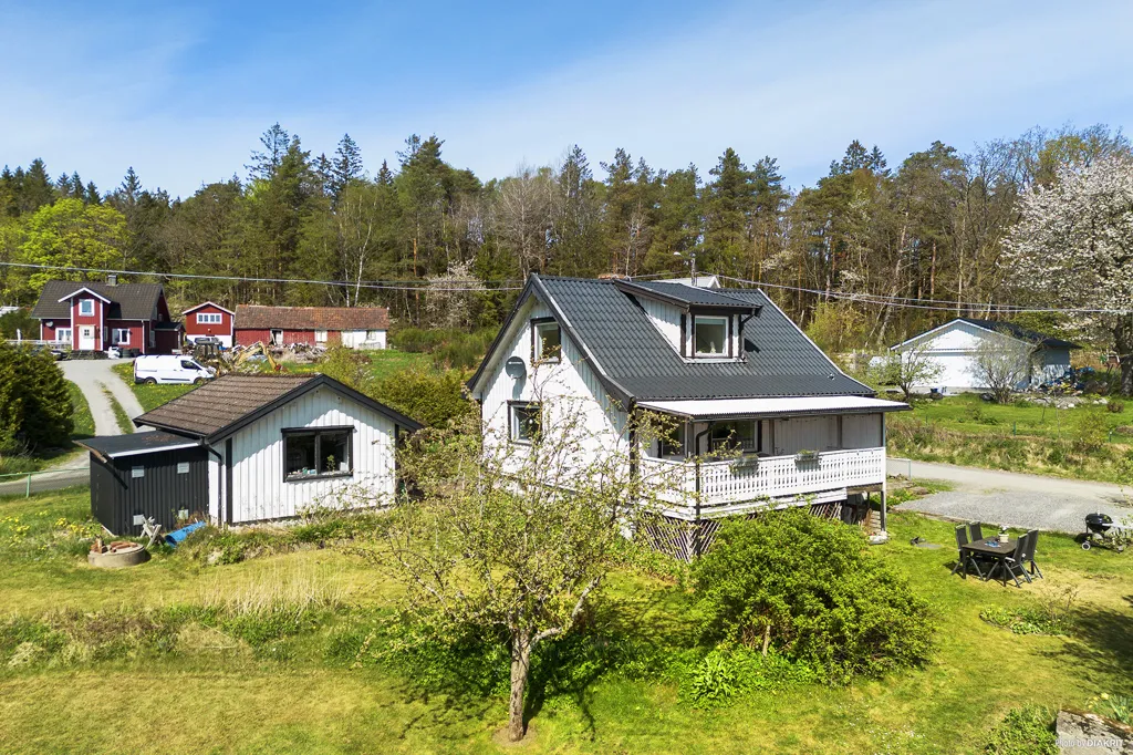 Õhuvaade - Villa with Garden in Kungsbacka