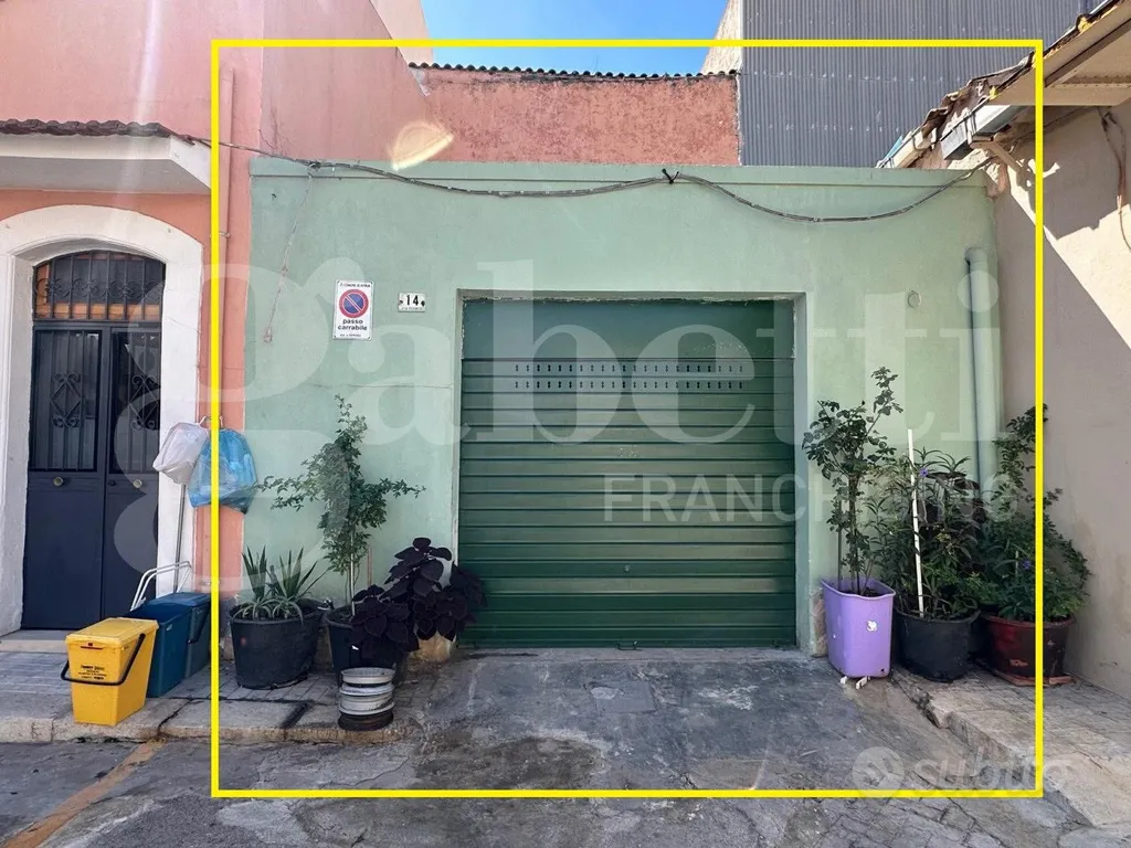 Aed - Independent House in Central Avola