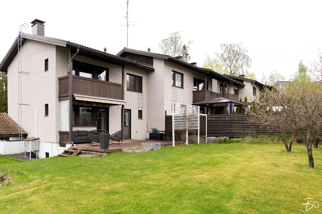 Aed - Duplex with Garden in Vantaa's Matarin