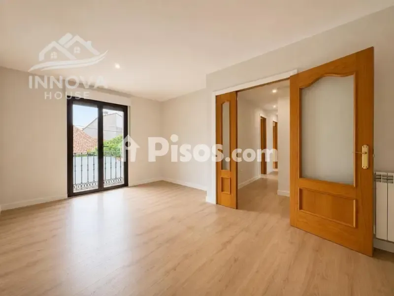 Pièces - Modernised Apartment with Balconies in La Lastrilla