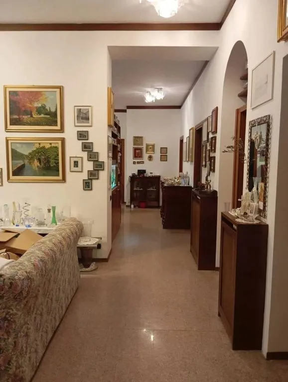 hallway_entrance