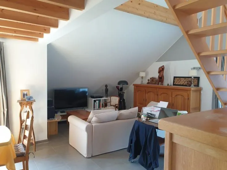 Séjour - Appartement Duplex au Calme avec Balcon Sud à Habay-la-Neuve