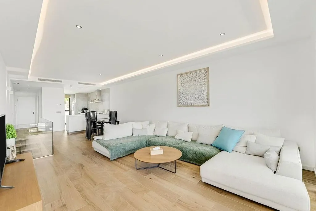 Séjour - Duplex with Sea View and Pool in San Roque