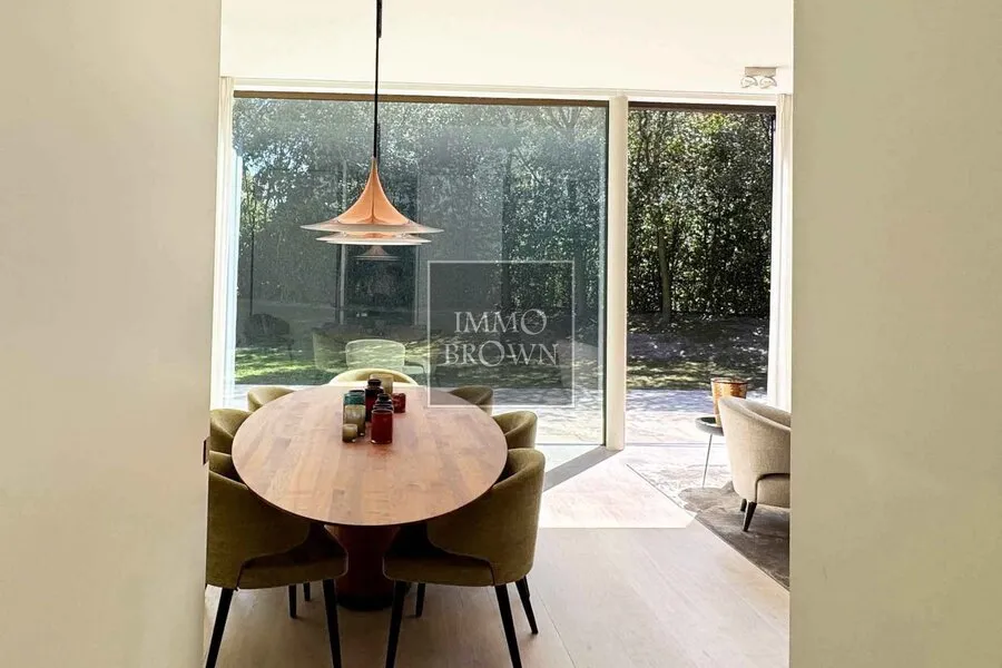 Dining Room - Villa with Pool in Knokke, Quiet Second Line