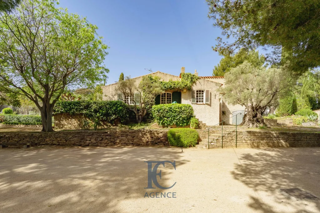 Extérieur - Maison de Plain-Pied avec Piscine près de la Plage