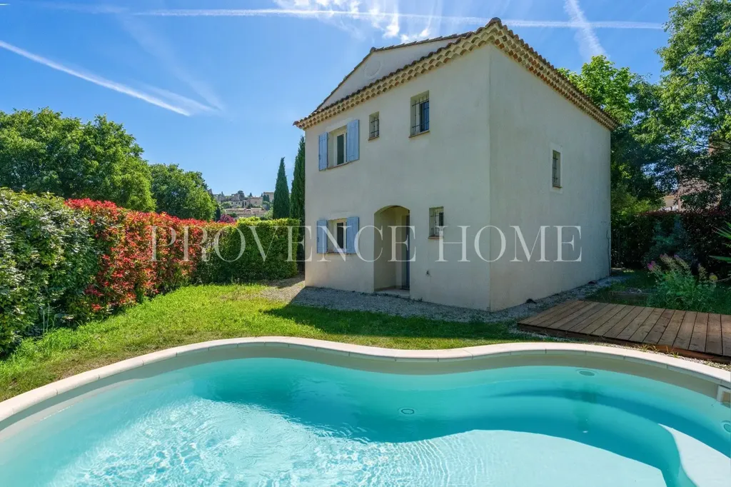 Pool - Charming 4-Piece House with Pool in Lagnes