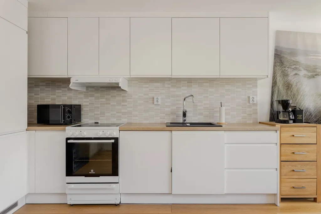 Cuisine - Apartment with Multiple Windows in Söder, Växjö