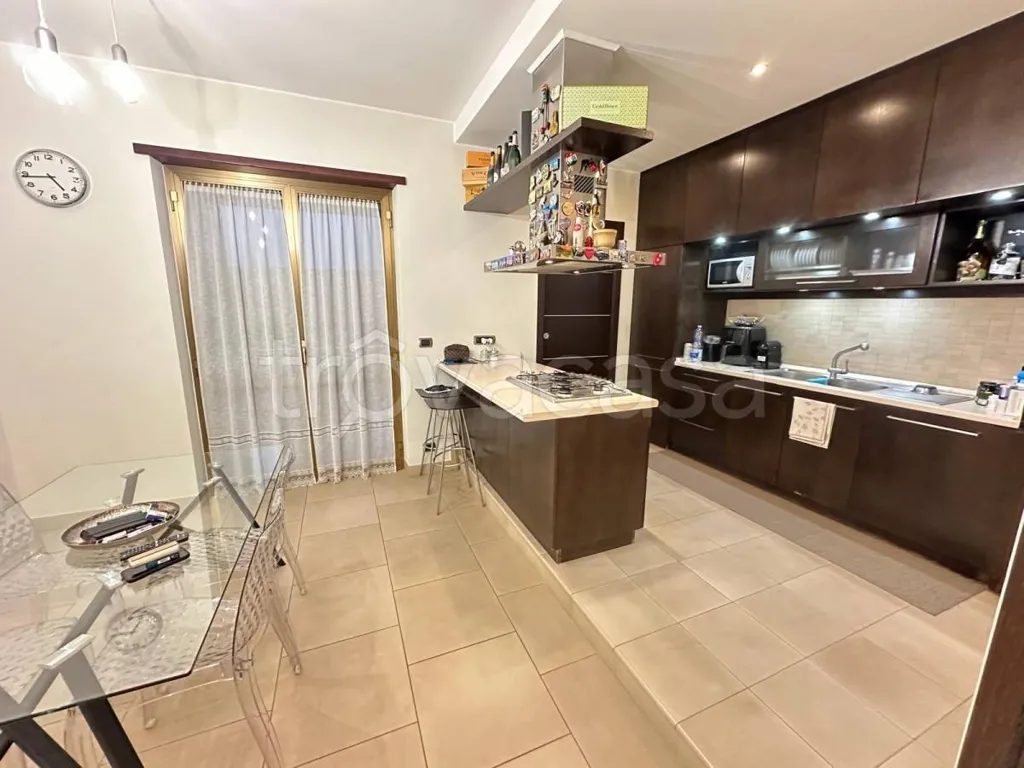 Cuisine - Bifamiliar Villa with Private Garden in Leini