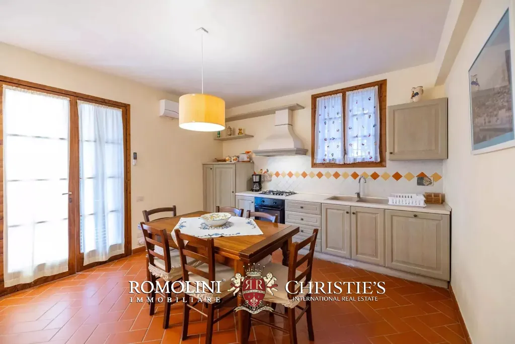 Salle à manger - Villa with Pool and Vineyard in Certaldo, Tuscany