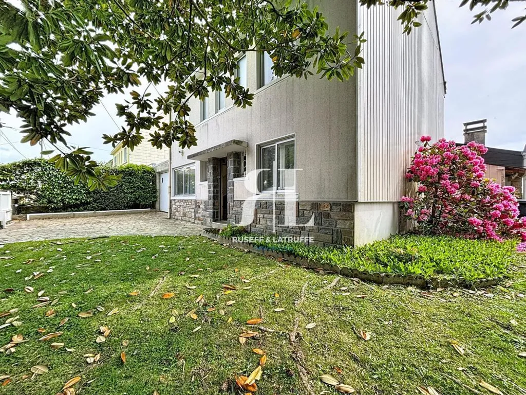 Aed - House with Potential in Quéven