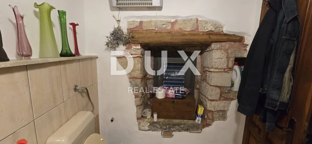 Badezimmer - Two-Unit House with Garden in Oprtalj