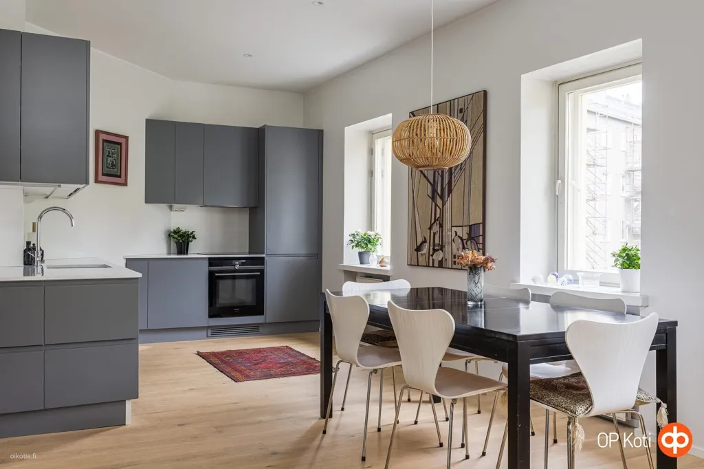 Sala da pranzo - Modern Apartment with Balcony in Munkkiniemi