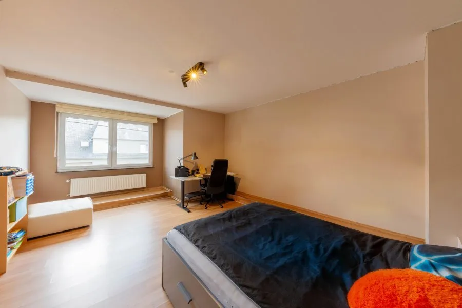 Chambres - Villa Libre de 4 Côtés avec Système Photovoltaïque à Rodange