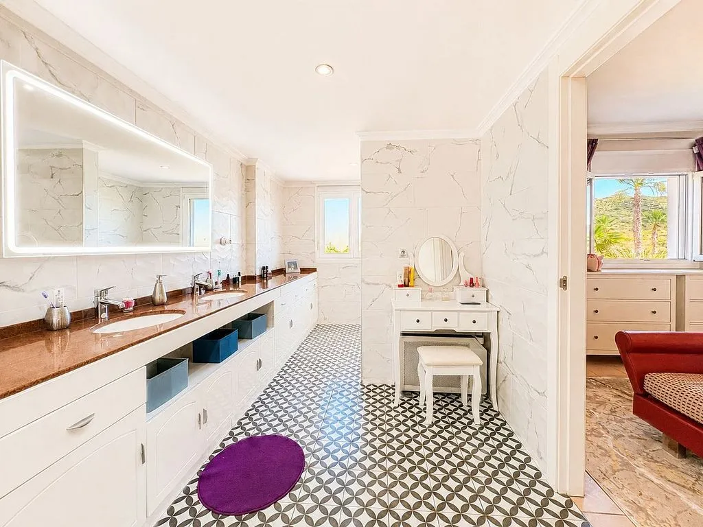 Vannitoad - Duplex with Pool and Terrace in Altaona Golf