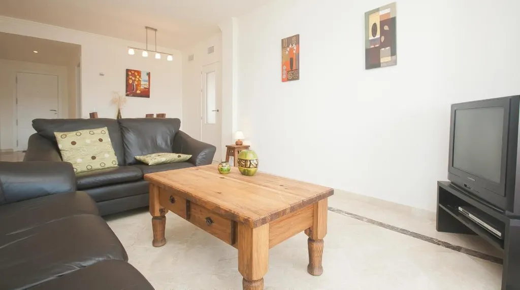 Séjour - 2-Bed Apartment with Terrace in La Duquesa, Manilva