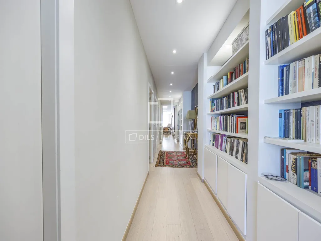 Hallway - Refurbished Apartment with Terrace in Valencia