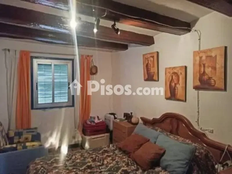 3 magamistoaga maja asukohas ES