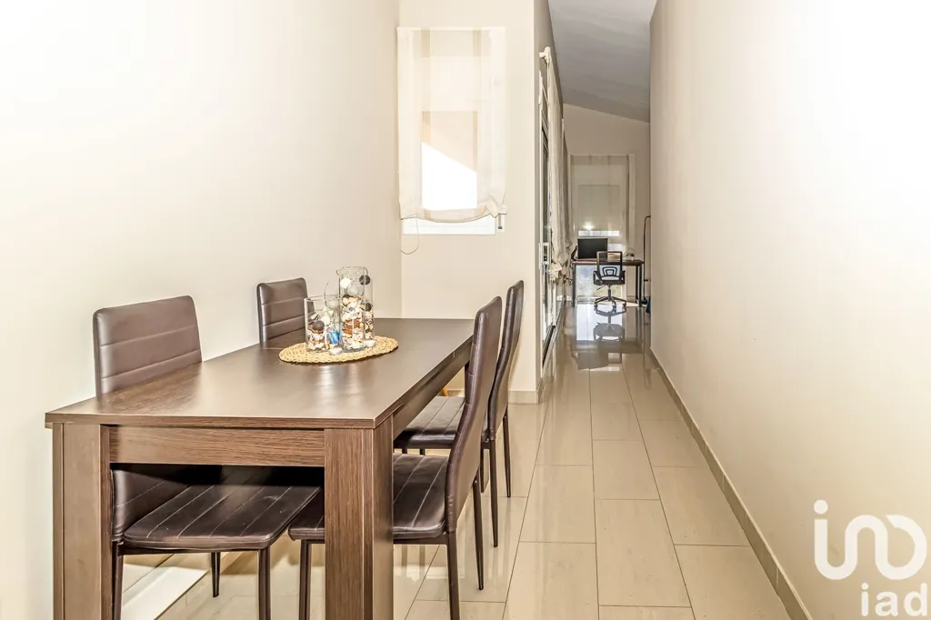 Salle à manger - Independent House with Multiple Units in Castellar del Vallès