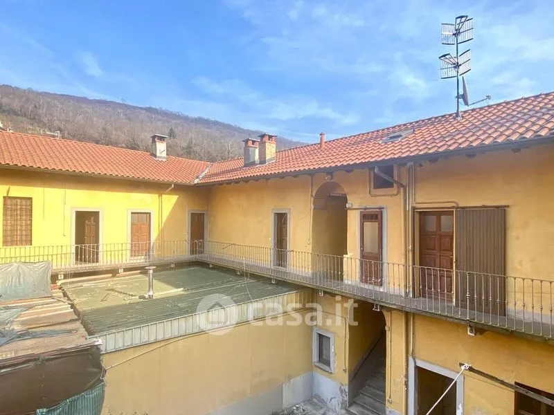 Terrazza - Multi-Unit Property in Central Cocquio-Trevisago