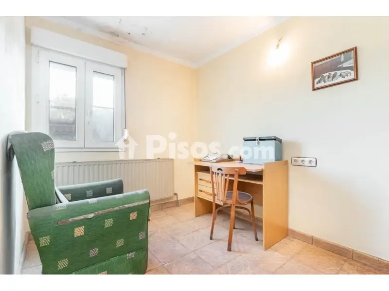Bureau - Adosado with Edificable Land in Llames Baxu