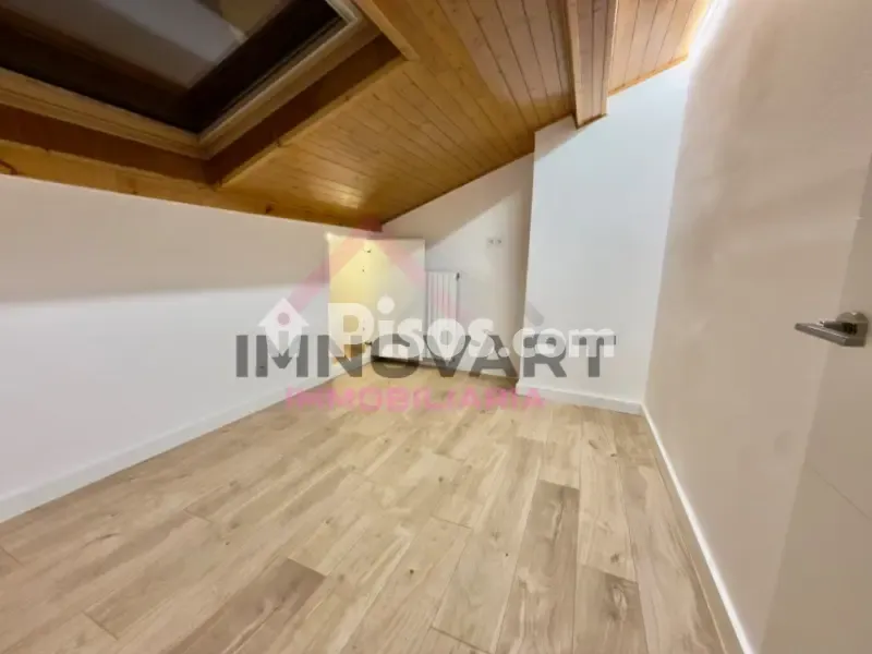 Stanze - Reformated Penthouse with Parking in Encamp