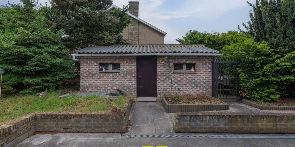 Extérieur - Maison à Renover avec Jardin à Maasmechelen