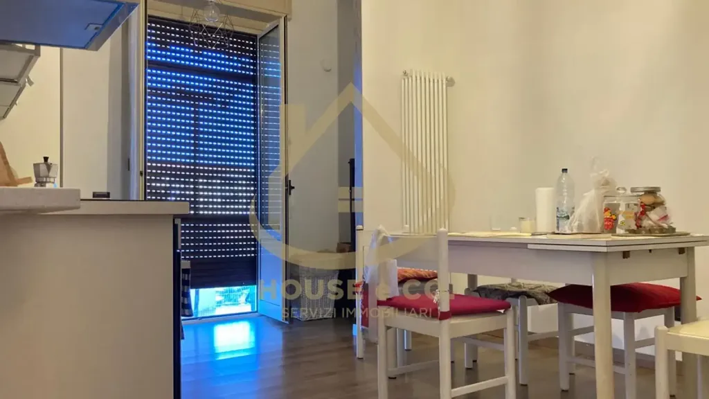 Salle à manger - Rearranged Studio with Balcony in Vigevano