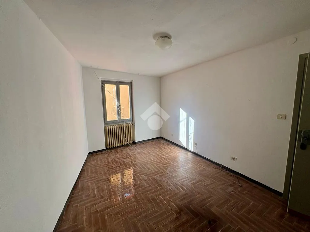 Toad - Semi-detached House with Balcony in Bossico