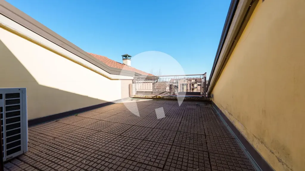 Terrass - Attico with Terraces in Correggio