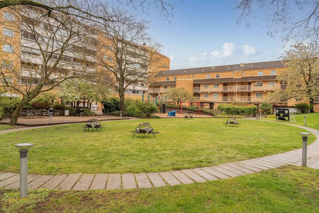 Jardin - Apartment with South Balcony in Central Helsingborg
