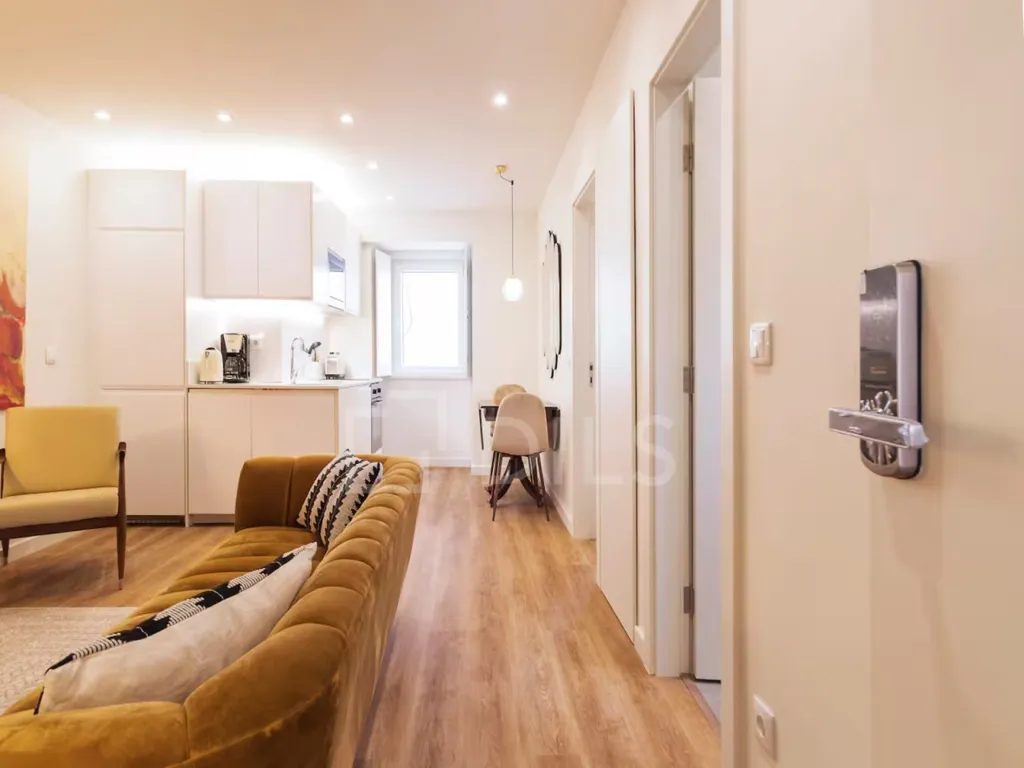 Elutuba - Luxury Flat with Investment Potential in Campo de Ourique