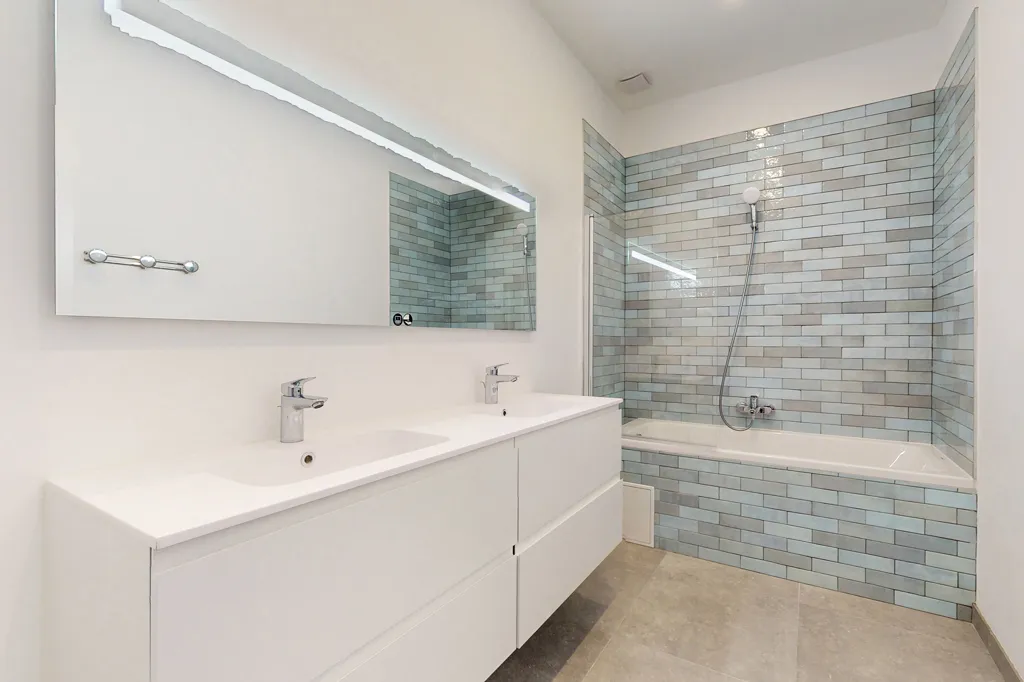 Salles de bain - Appartement 5 chambres à Schaerbeek