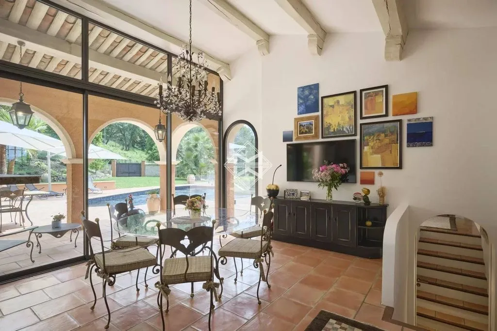 Séjour - Villa Luxueuse avec Vue Mer à Cannes