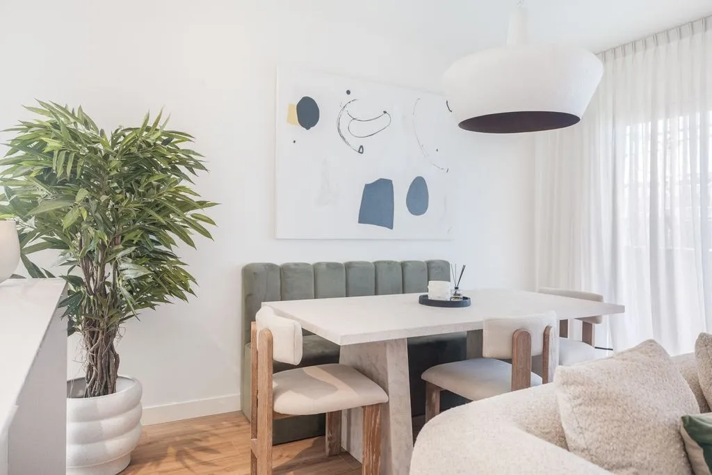 Luxury Apartment with Pool in Lisbon