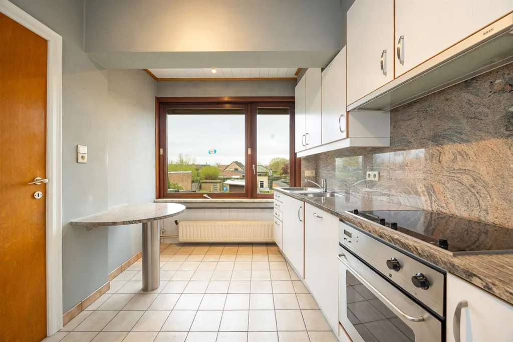 Cuisine - Maison à Rénover avec Garage à Blaasveld