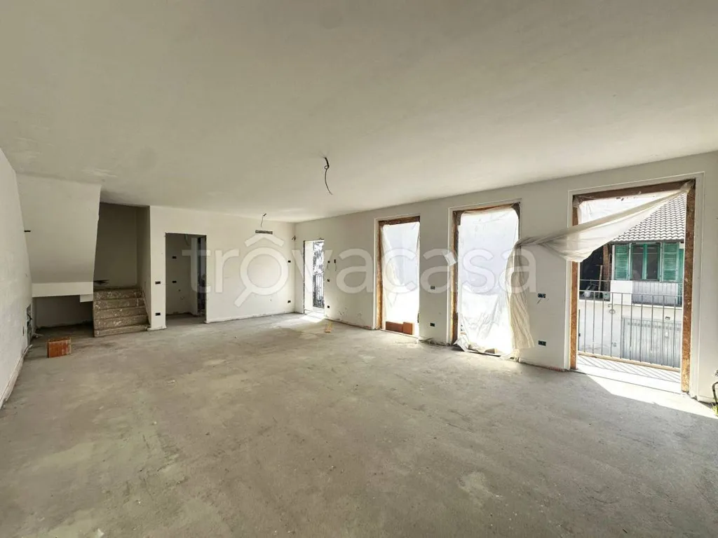 Elutuba - Fully Renovated Villa with Private Garden in Cameri
