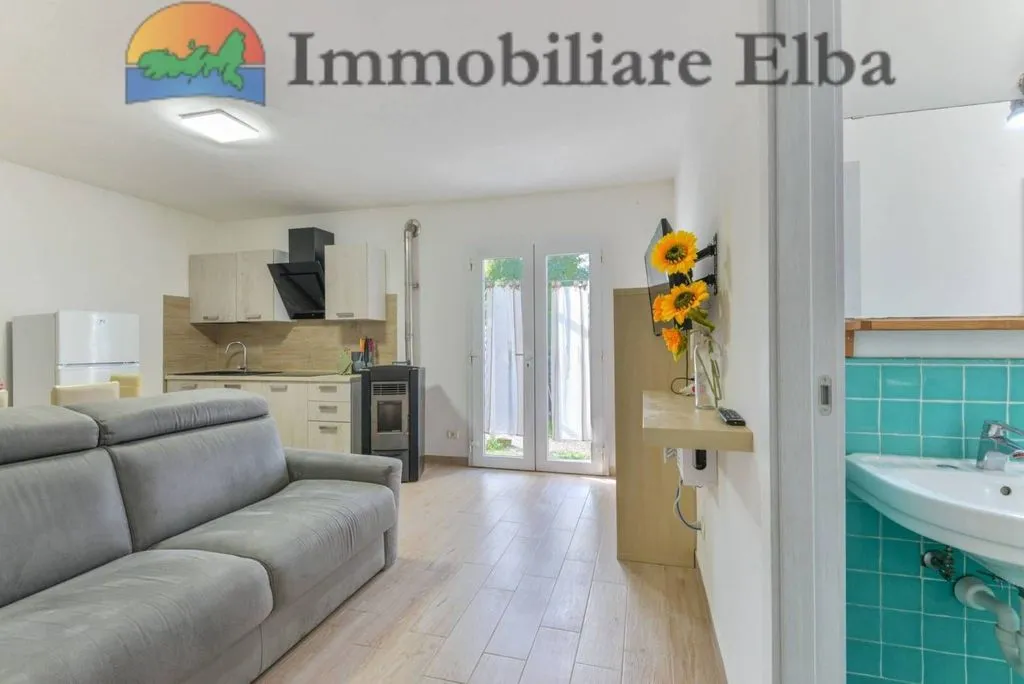Living Room - Seaside Villa with Private Garden in Capoliveri
