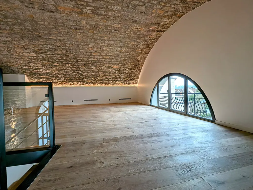 Stanze - Contemporary Loft with Balcony in Aix-les-Bains