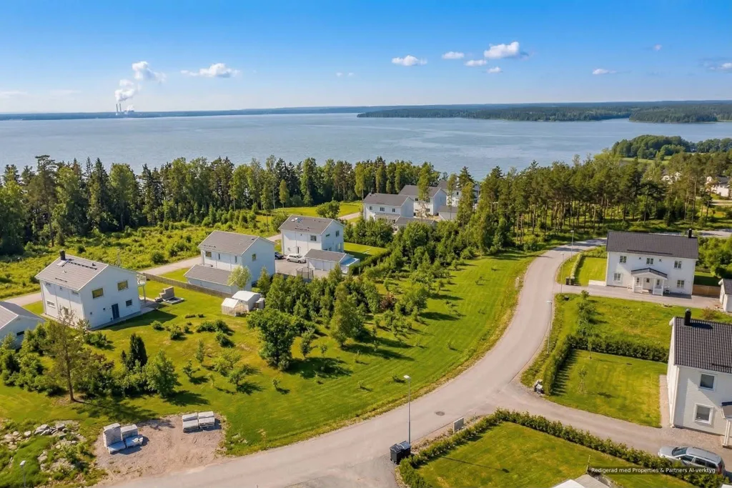 Õhuvaade - Plot with Lake View in Svärtinge Skogsbacke