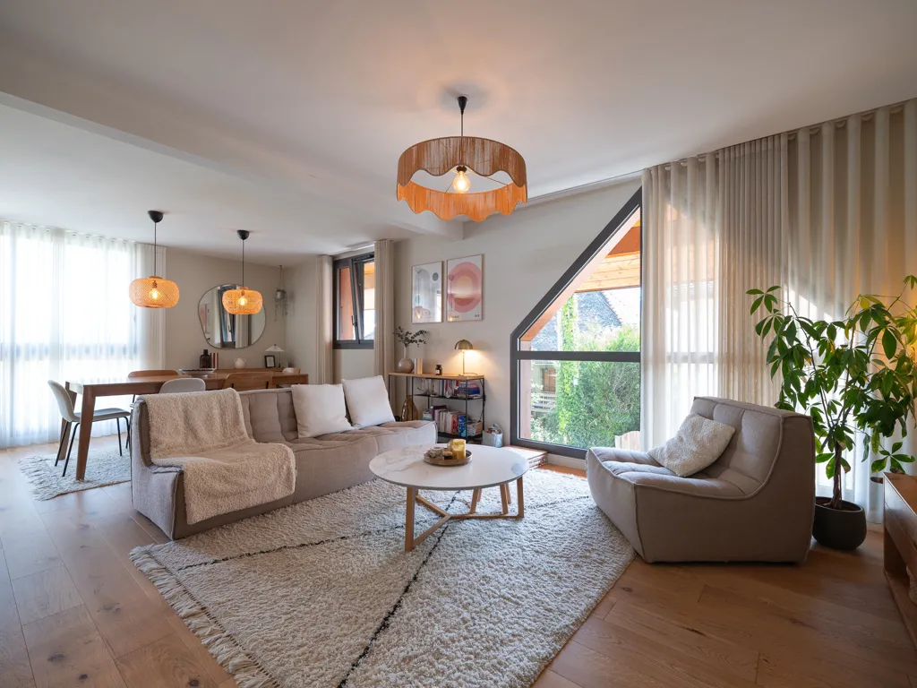 Elutuba - Duplex with Lake View in Sévrier