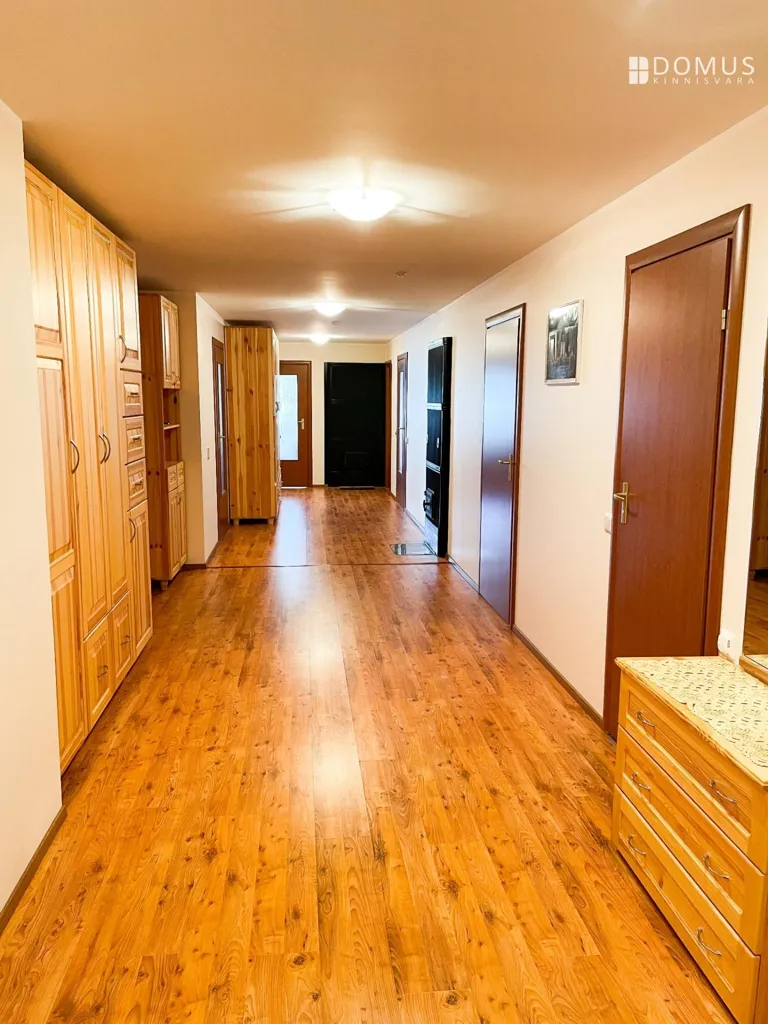 Entrée - Spacious Stone House with Garden in Põltsamaa