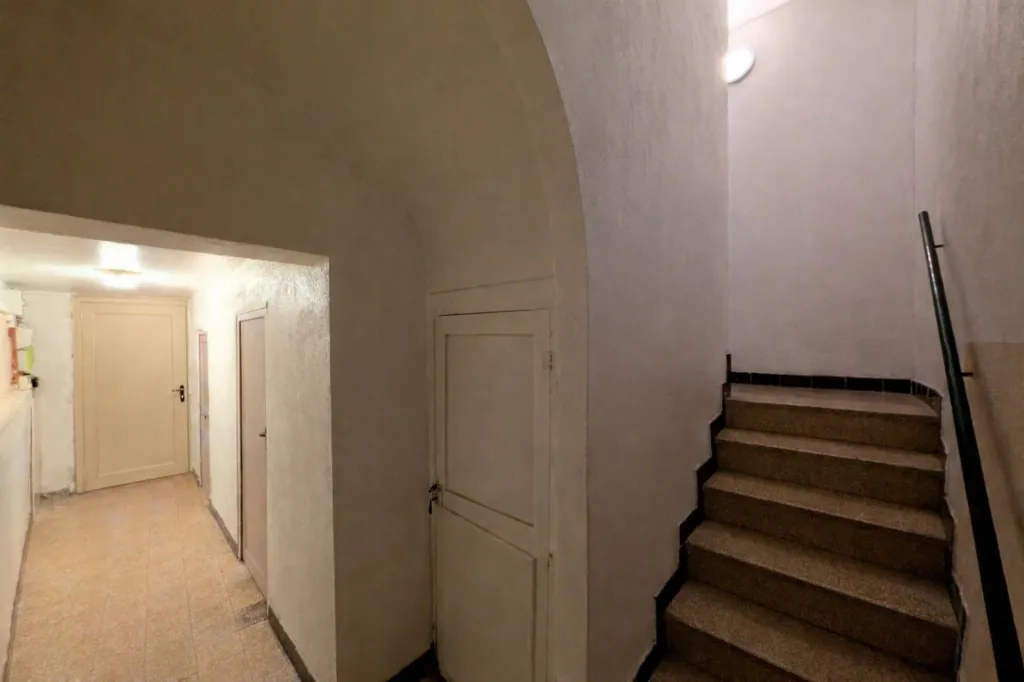 Toad - Duplex Building with Two Apartments in Pézenas