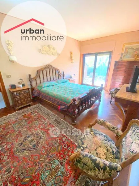 Chambres - Independent Villa with Private Garden in L'Aquila