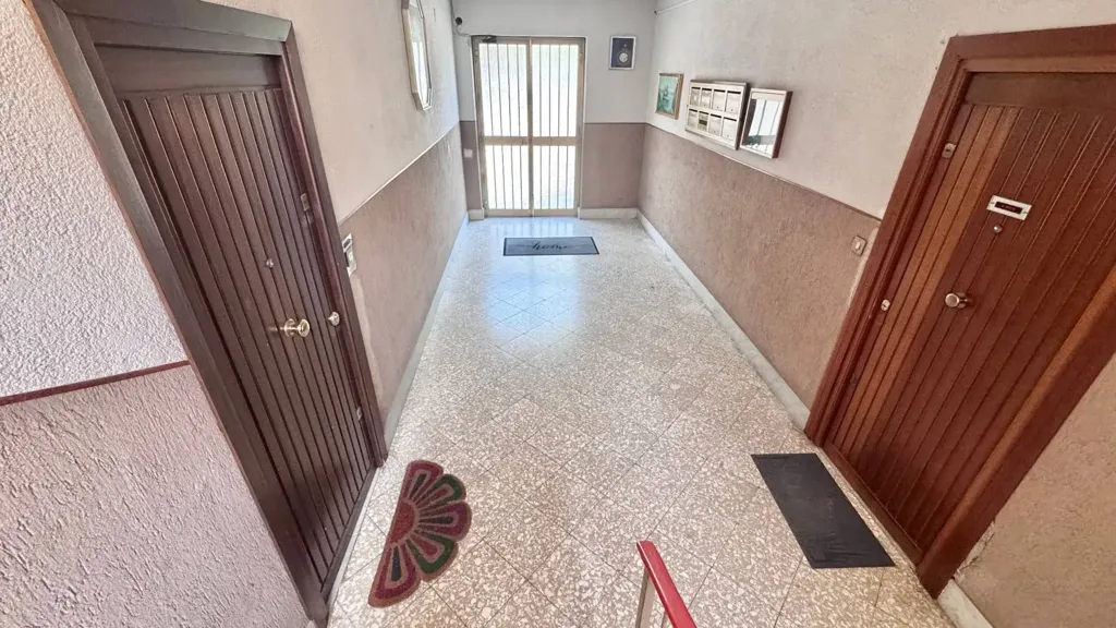 Entrée - 4-Bed Apartment with Balcony in Palermo