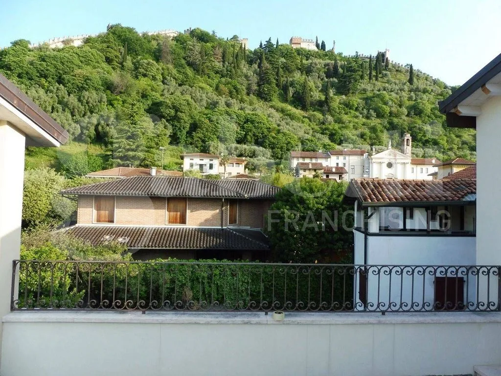 Terrass - Luxury Penthouse with Castle View in Marostica