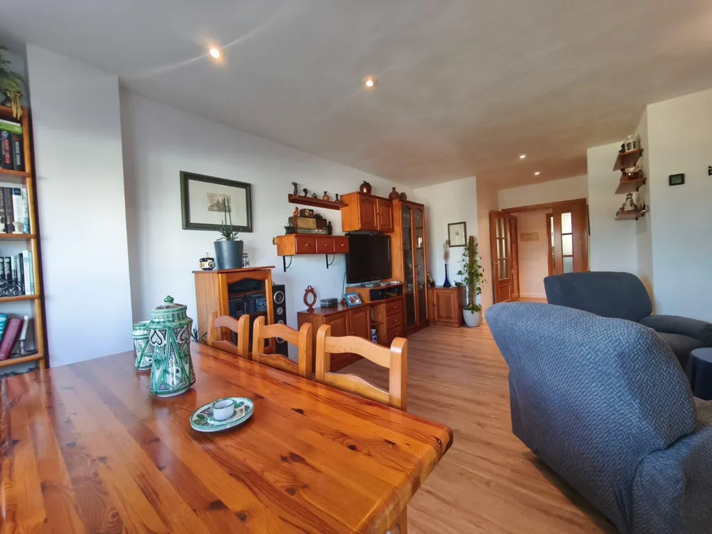 Salle à manger - Spacious Apartment with Balcony in Castelló